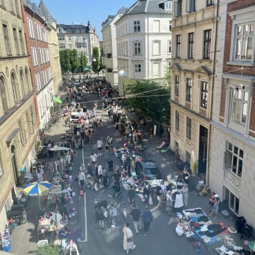 Loppemarked på Engtoftevej