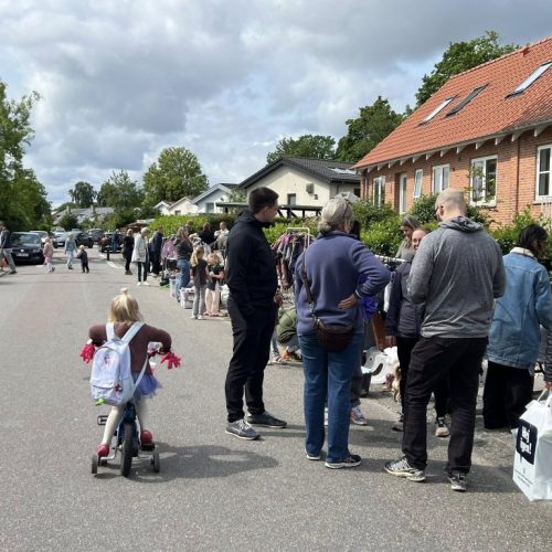 LOPPEMARKED I NYAGER KVARTERET (Nørregårdsvej og Udlodden)