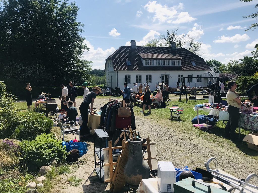 Valsølillegårdens loppemarked